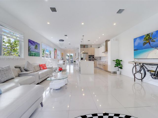 Home for sale at 2943 SW 23rd St - photo 7519453