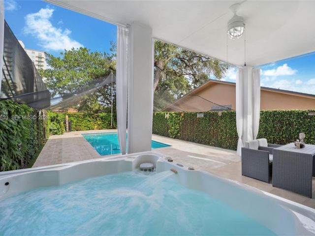 Home for sale at 2943 SW 23rd St - photo 7519454