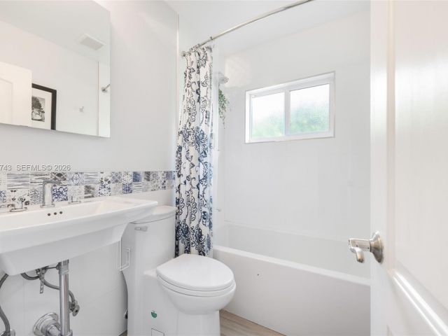 Home for sale at 809 Angelo Ave - photo 7535536