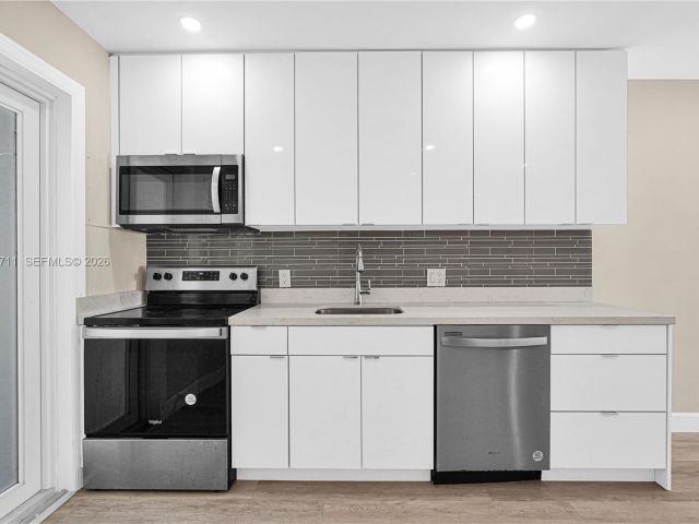 Home for sale at 11919 NE 8th av - photo 7519327