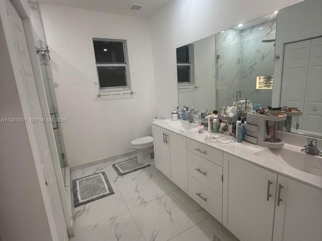 Home for rent at 522 SW 19th Way 522 - photo 7519320