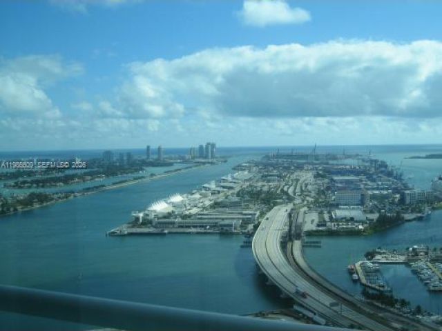 Apartment for rent  Unit #4507 - photo 7520477