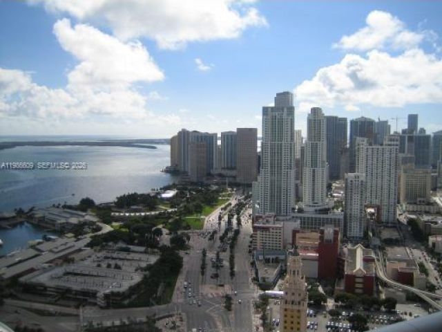 Apartment for rent  Unit #4507 - photo 7520478