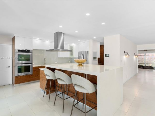 Home for sale at 1525 Diplomat Pkwy - photo 7532380