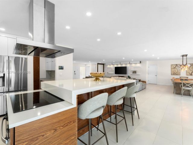 Home for sale at 1525 Diplomat Pkwy - photo 7532387