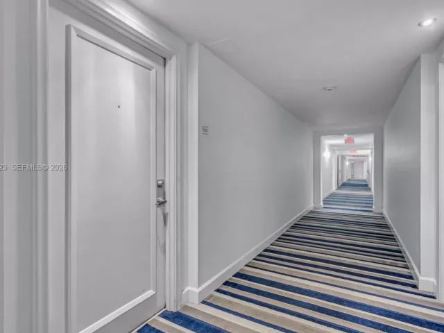 2-bedroom condo for sale in Aventura - 18800 NE 29th Ave LP1022 - MondialRealty