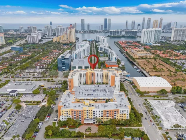 2-bedroom condo for sale in Aventura - 18800 NE 29th Ave LP1022 - MondialRealty