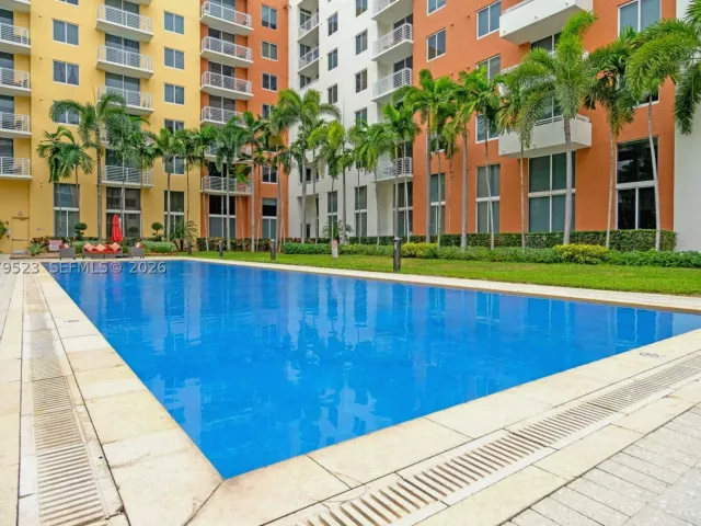 2-bedroom condo for sale in Aventura - 18800 NE 29th Ave LP1022 - MondialRealty