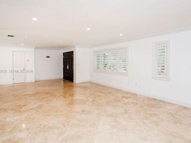 Home for rent at 75 S Prospect Dr 75 - photo 7519586