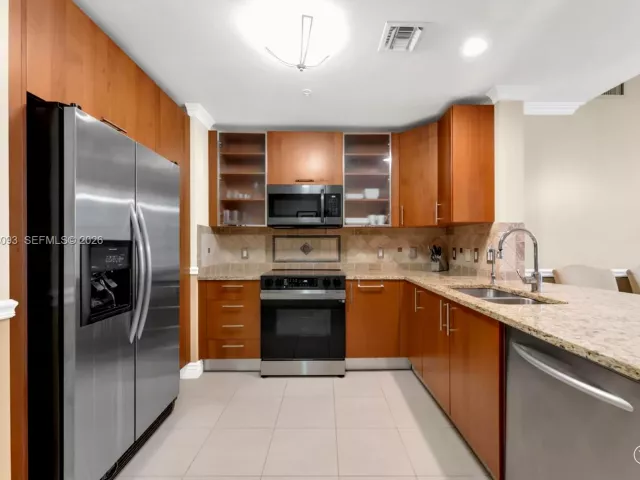 2-bedroom condo for sale in Hallandale Beach - 1945 S Ocean Dr 604 - MondialRealty