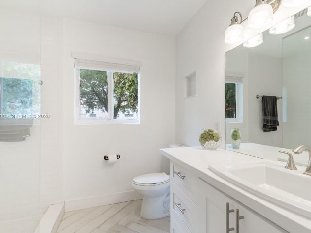 Home for sale at 44 NW 40th St - photo 7533617