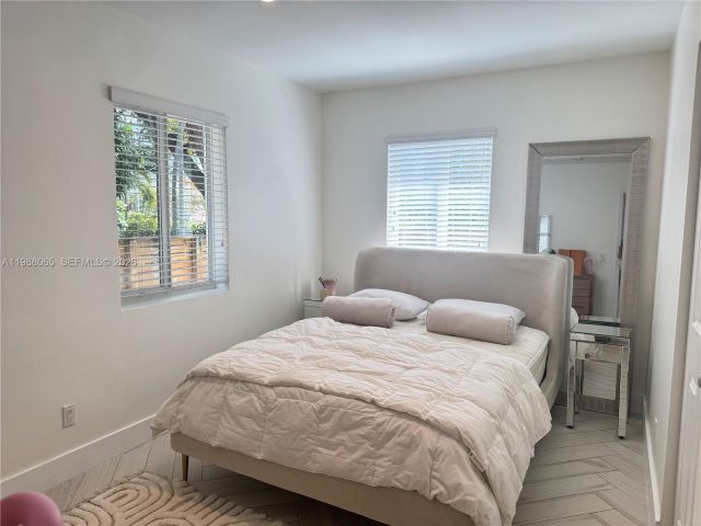 Home for sale at 44 NW 40th St - photo 7533619