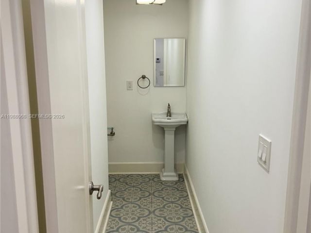 Home for rent at 2504 Alhambra Cir 2504 - photo 7519912