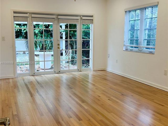 Home for rent at 2504 Alhambra Cir 2504 - photo 7519917