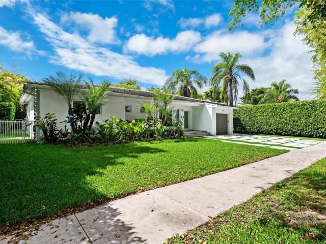 Home for sale at 1530 Zuleta Ave - photo 7533058