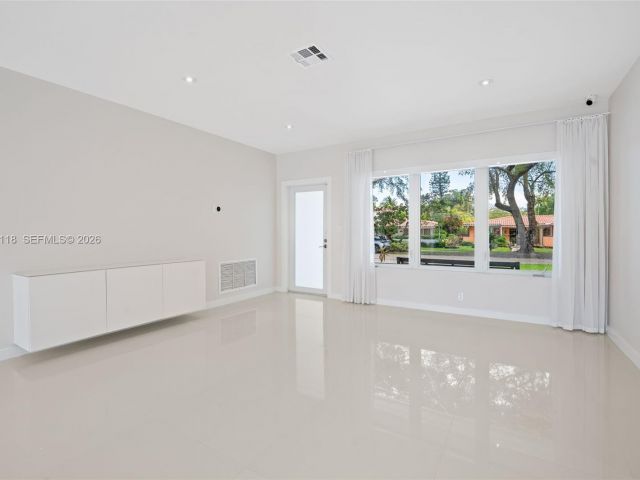 Home for sale at 1530 Zuleta Ave - photo 7533060