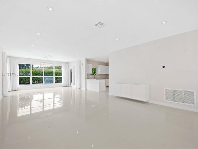 Home for sale at 1530 Zuleta Ave - photo 7533064