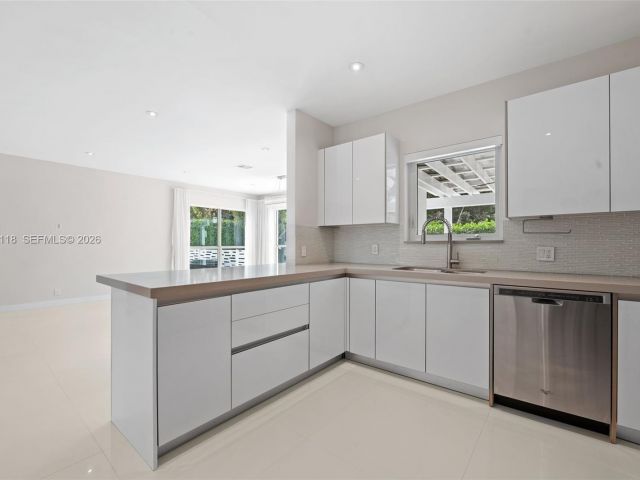 Home for sale at 1530 Zuleta Ave - photo 7533070