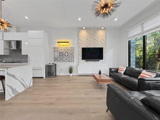 Home for rent at 8222 NW 51 TER 8222 - photo 7521739