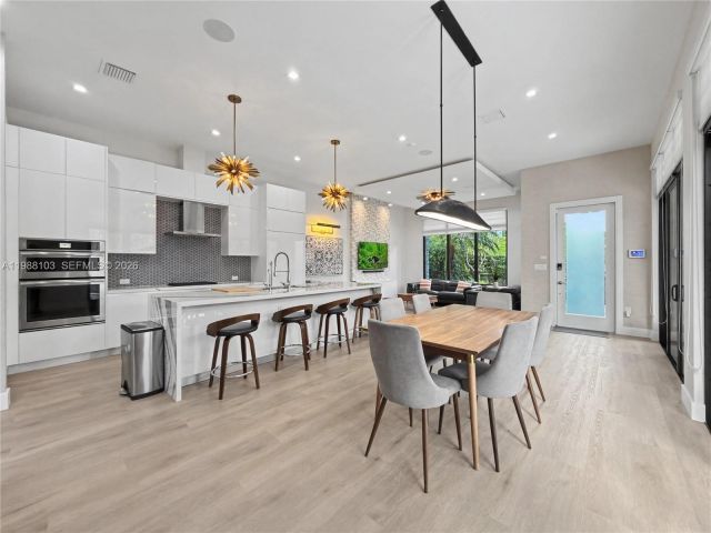 Home for rent at 8222 NW 51 TER 8222 - photo 7521741