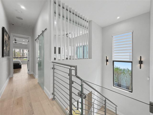 Home for rent at 8222 NW 51 TER 8222 - photo 7521748