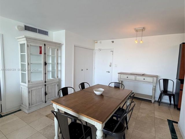 Apartment for rent  Unit #1506 - photo 7524096