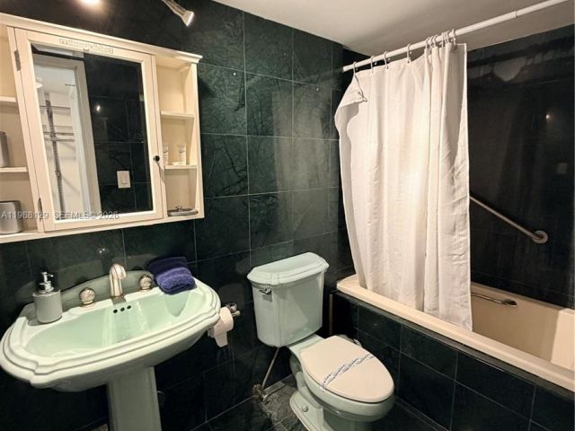 Apartment for rent  Unit #1506 - photo 7524099