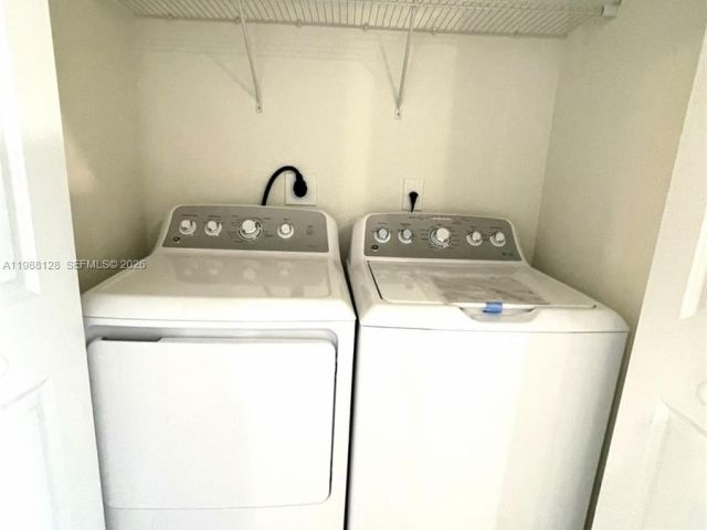 Home for rent at 4227 NW 83rd Ave - photo 7519781