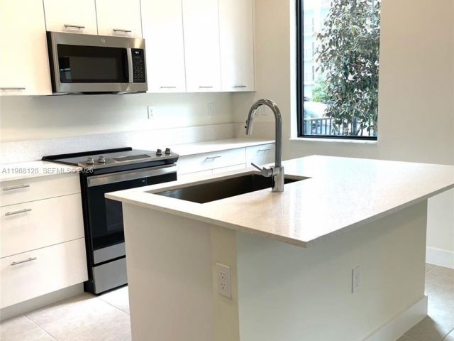 Home for rent at 4227 NW 83rd Ave - photo 7519789