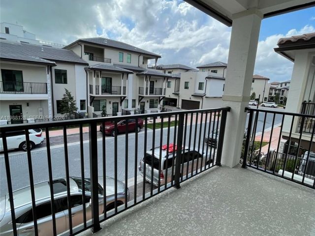 Home for rent at 4227 NW 83rd Ave - photo 7519794