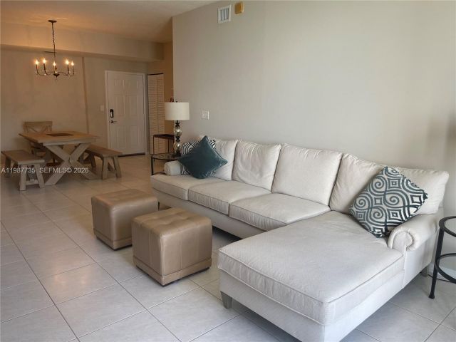 Apartment for rent  Unit #PH4 - photo 7520959