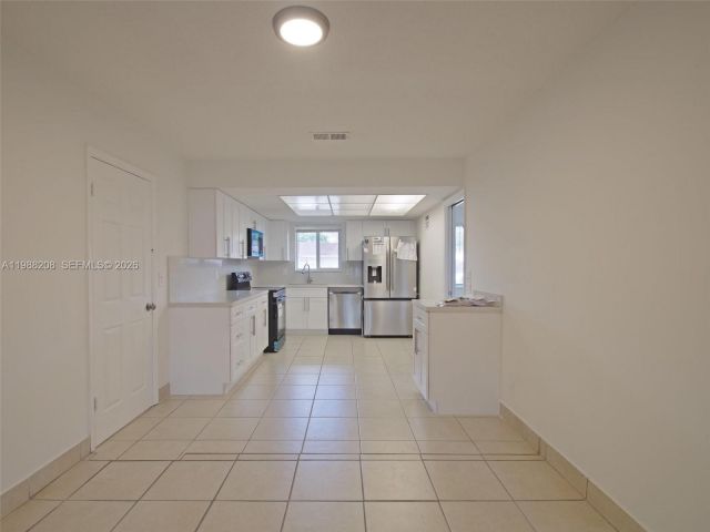 Home for rent at 5510 Johnson St - photo 7521256