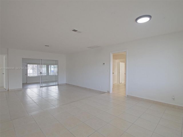 Home for rent at 5510 Johnson St - photo 7521257