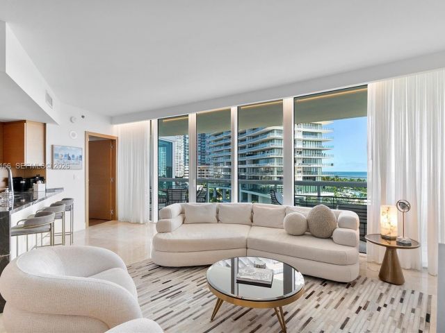 Apartment for sale  Unit #705 - photo 7520209