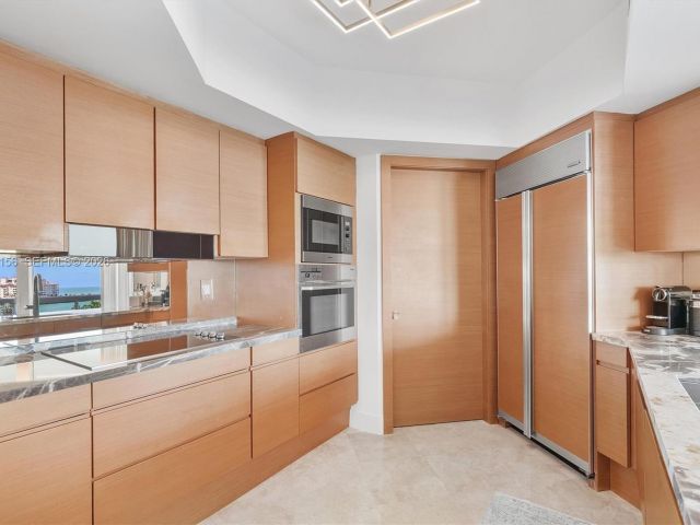 Apartment for sale  Unit #705 - photo 7520210