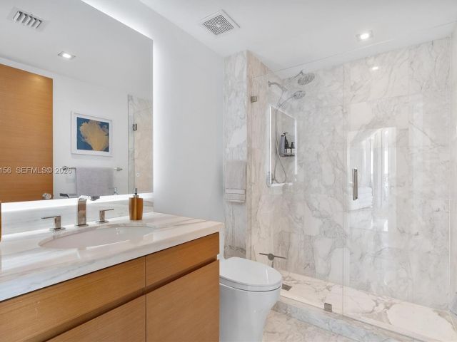 Apartment for sale  Unit #705 - photo 7520220