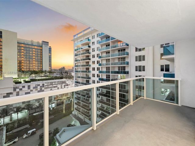 Apartment for rent  Unit #1004 - photo 7520230