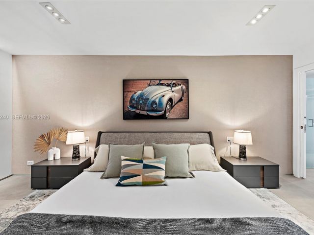 Apartment for rent  Unit #1004 - photo 7520237