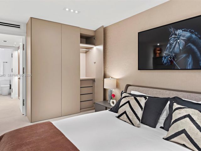 Apartment for rent  Unit #1004 - photo 7520242