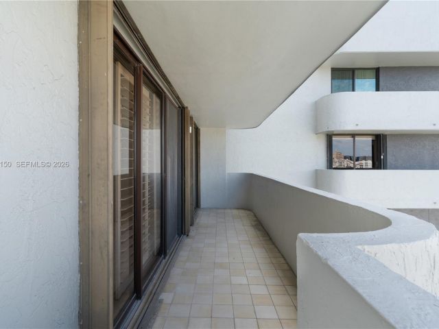 Apartment for rent  Unit #1205 - photo 7522849