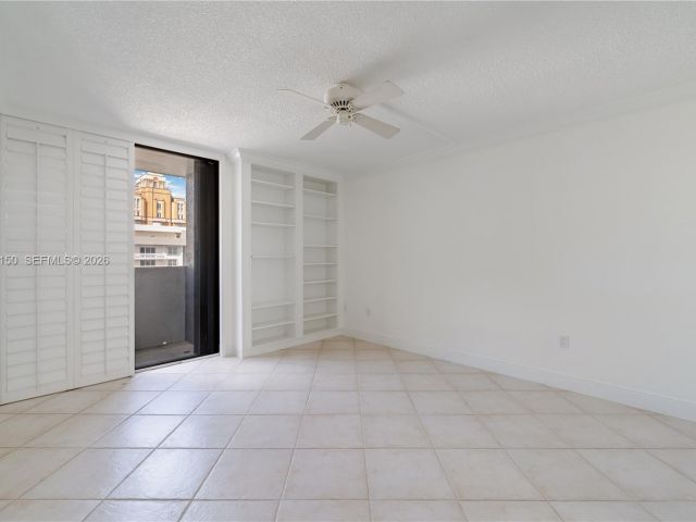 Apartment for rent  Unit #1205 - photo 7522859