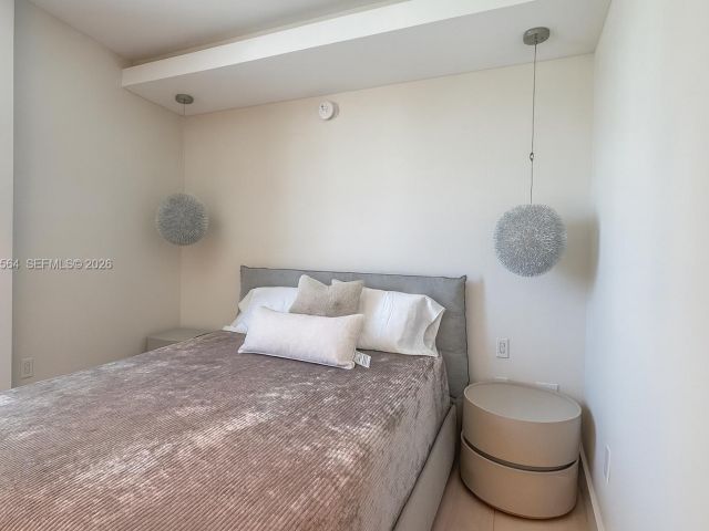 Apartment for rent  Unit #908 - photo 7523817