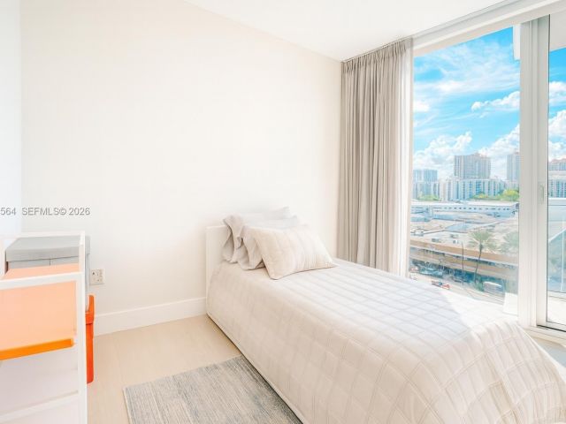 Apartment for rent  Unit #908 - photo 7523818