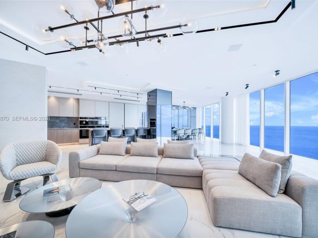 Apartment for sale  Unit #3905 - photo 7523024