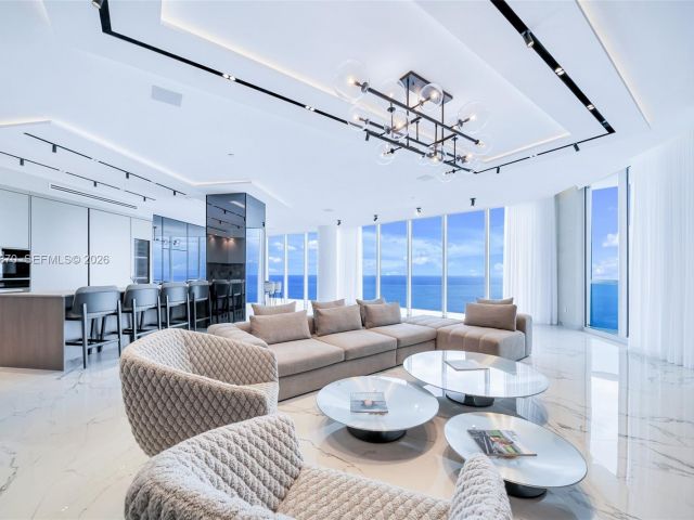 Apartment for sale  Unit #3905 - photo 7523025