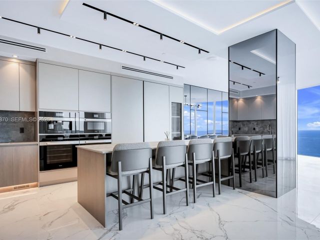 Apartment for sale  Unit #3905 - photo 7523030