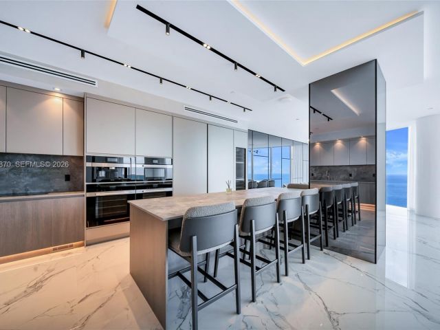 Apartment for sale  Unit #3905 - photo 7523032