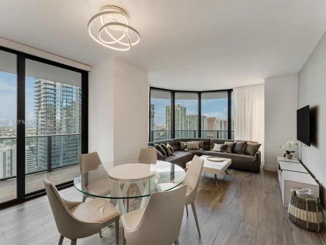 Apartment for sale  Unit #3509 - photo 7522921