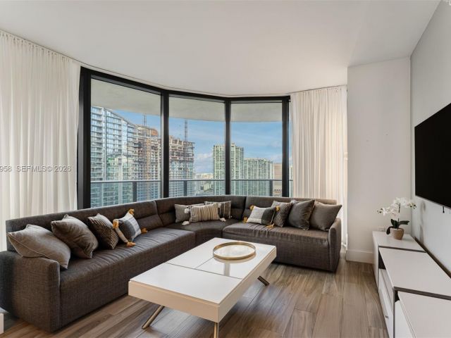 Apartment for sale  Unit #3509 - photo 7522922