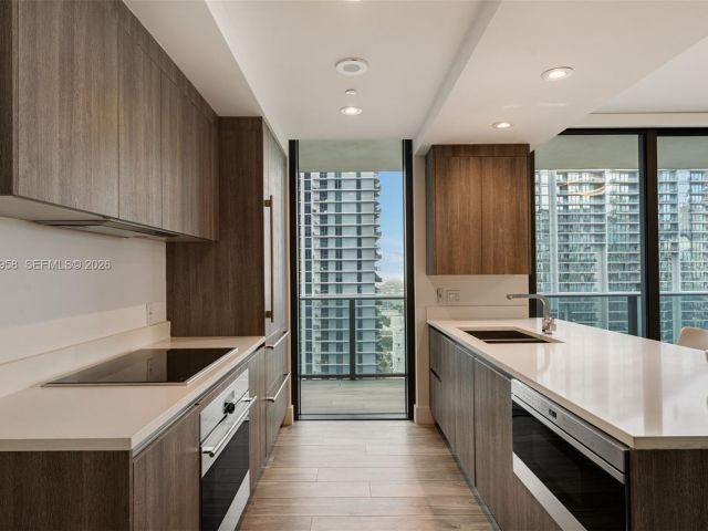 Apartment for sale  Unit #3509 - photo 7522926